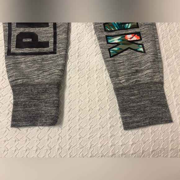 PINK size medium logo jogger sweat pants with Hawaiian floral print - Picture 4 of 9